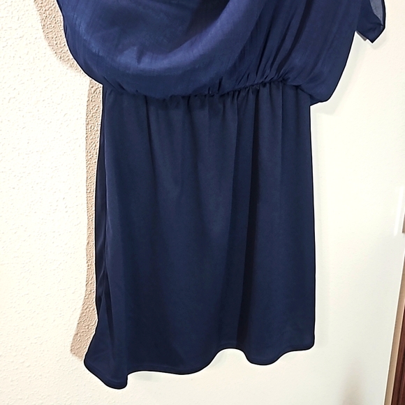 BCX Navy Blue Cold Shoulder Flowy Dress Size Small - Picture 6 of 11